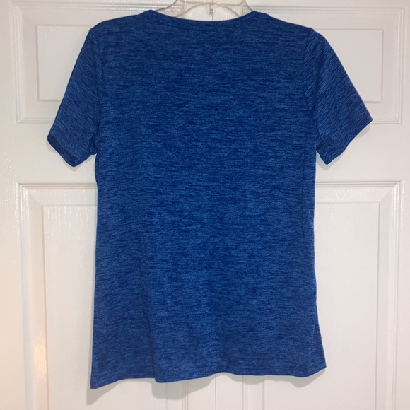 Nike Women Dri-Fit Top - Picture 6 of 6